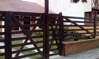 Casa y monoambiente en Santa Clara