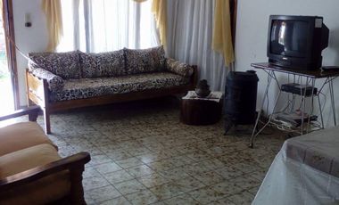 Casa y monoambiente en Santa Clara
