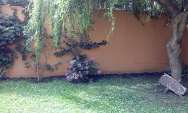 Casa y monoambiente en Santa Clara
