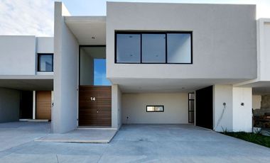 Casa en VENTA en LOMAS DEL DORADO