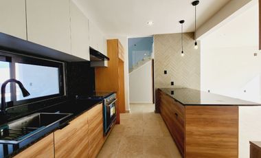 Casa en VENTA en LOMAS DEL DORADO