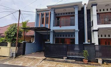 Rumah Strategis dengan Akses 3 mobil di daerah Tebet, Jakarta Selatan