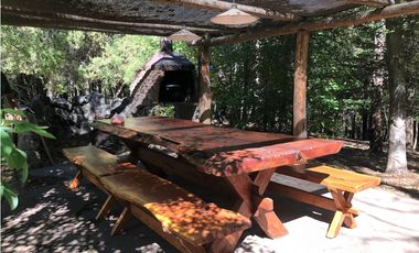 EN VENTA CHACRA CON DOS CASAS, QUINCHO Y GALPÓN CH-144