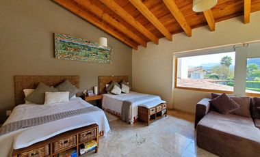 CASA EN VENTA, VALLE DE BRAVO