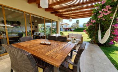 CASA EN VENTA, VALLE DE BRAVO