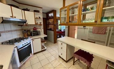 Casa en Venta en COD35031 Con cocina remodelada, camino Villarrica a Pucon