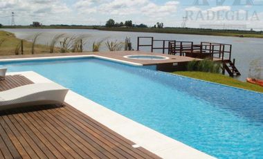 Oportunidad Lote en Barrio Santa Rita Canning - San Vicente