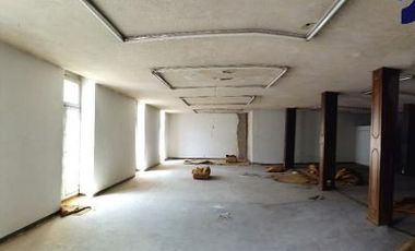 En el Centro de Toluca Oficinas en VENTA / RENTA