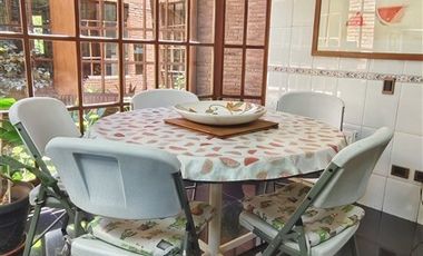 Casa en venta de 5d 5b Santa Maria Manquehue, Vitacura