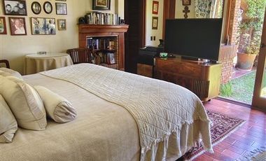 Casa en venta de 5d 5b Santa Maria Manquehue, Vitacura