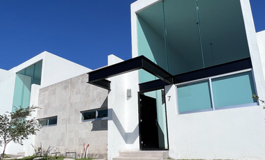 Santa Anita, a un lado de Galerias Sur, Tamarindo Residencial