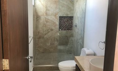 CASA EN RENTA MODERNA EN PUEBLA LOMAS DE ANGELOPOLIS