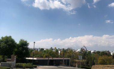 CASA EN RENTA MODERNA EN PUEBLA LOMAS DE ANGELOPOLIS