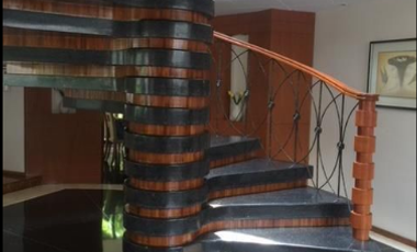 CASA  EN VENTA EN BOSQUES DE LAS LOMAS