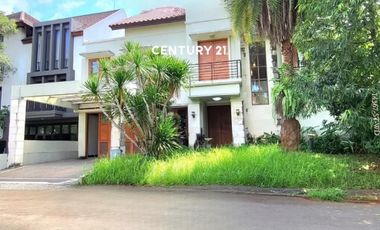 Dijual Murah Rumah Di Depan Taman Di Cluster Bagus Di Sektor 9