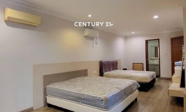 Dijual Murah Rumah Di Depan Taman Di Cluster Bagus Di Sektor 9