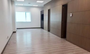 PR13424 Oficina en arriendo sector Ciudad del Rio