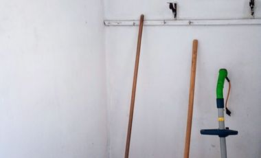 CASA 3 AMBIENTES CON DEPENDENCIAS SOBRE LOTE PROPIO