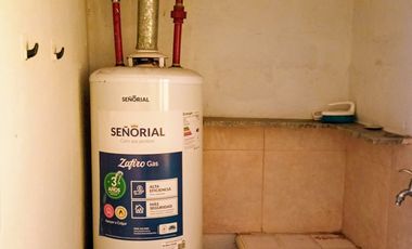 CASA 3 AMBIENTES CON DEPENDENCIAS SOBRE LOTE PROPIO