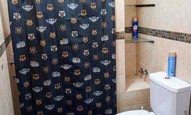 CASA 3 AMBIENTES CON DEPENDENCIAS SOBRE LOTE PROPIO