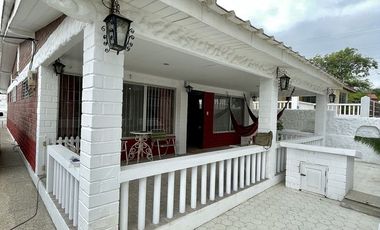 Punta Blanca, casa de 3 dormitorios, cerca del mar y en zona de alta plusvalía, en venta (Entrada 1)