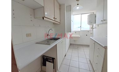 Ocasión! Departamento En Venta De 3 Habitaciones Con Excelente Ubicacion -  A 1 Cdra Del Ovalo La Perla Callao