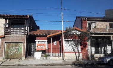 Casa  en Venta Villa Sarmiento / Moron (B145 500)