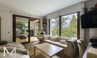 Casa amoblada en arriendo de 5 dorm. en Vitacura