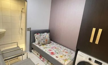 2 bedroom Galleon Residences with 3 parking slots
