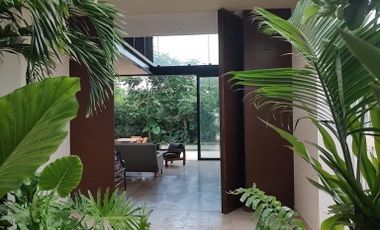 Hermosa Casa en Privada Yucatán Country Club