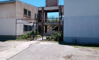 LINDO / BUEN ESTADO   Bº COVIMET   3 DORM  PATIO   ESPACIO ESTACIONAMIENTO   USD 27.000  IMPERIO MAT.518