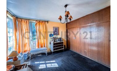 Casa en Venta en Amplio Terreno, La Reina