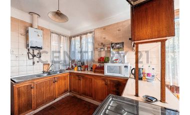 Casa en Venta en Amplio Terreno, La Reina