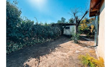 Casa en Venta en Amplio Terreno, La Reina