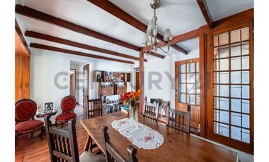 Casa en Venta en Amplio Terreno, La Reina