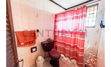 Casa en Venta en Amplio Terreno, La Reina