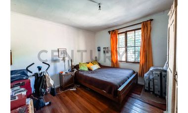 Casa en Venta en Amplio Terreno, La Reina