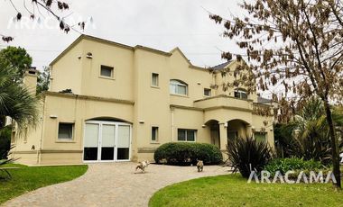 CASA en VENTA - Solar del Bosque - Canning