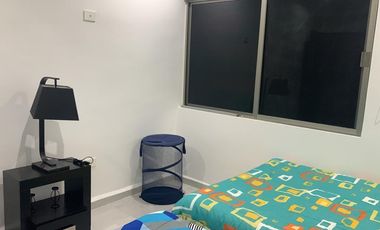 Casa Amueblada en Renta en Kings, cuarto de servicio frente a la alberca