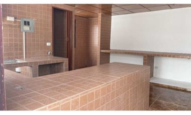 SE VENDE CASA EN LAS CUMBRES
