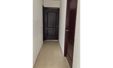 SE VENDE CASA EN LAS CUMBRES
