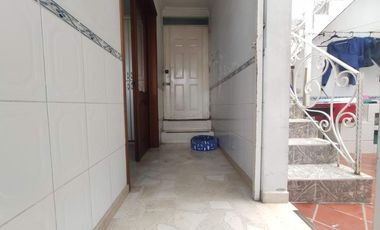 casa en venta en via tennis. Cod V18697