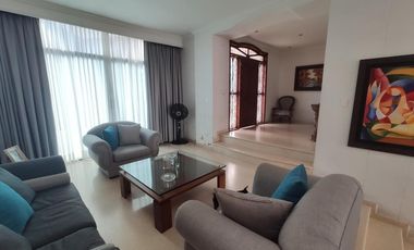 casa en venta en via tennis. Cod V18697