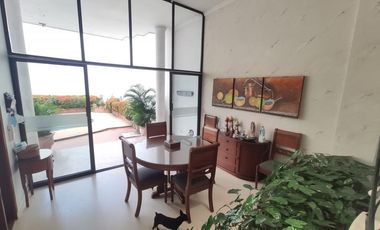 casa en venta en via tennis. Cod V18697