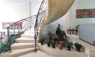 casa en venta en via tennis. Cod V18697