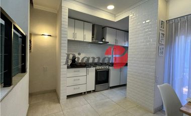 Duplex en Zona Dúplex - 4 Ambientes - Patio - Terraza -