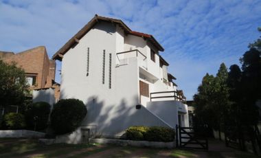 Duplex en venta en Pinamar-4 Ambientes + Patio + Terraza + Estacionamiento