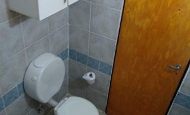 Casa, Quincho Y Departamento Sobre Parcela De 3000m2