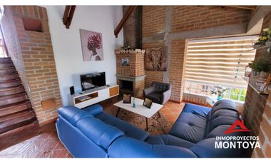 Hermosa casa rústica con apartamento en La Pradera, Dosq