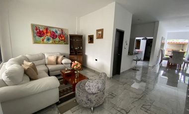 casa en venta en alfonso lopez. Cod V2379